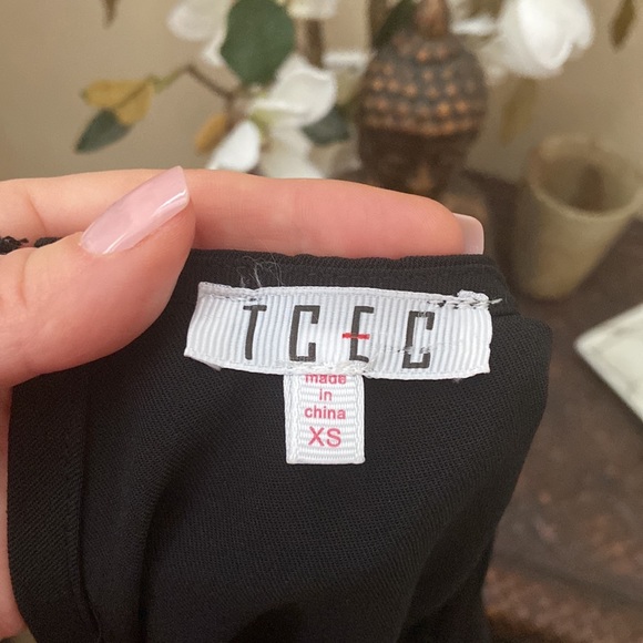 Iridescent Sequined Cocktail Blouse - Picture 6 of 8